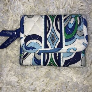 Vera Bradley Billfold